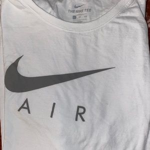 White classic Nike tee